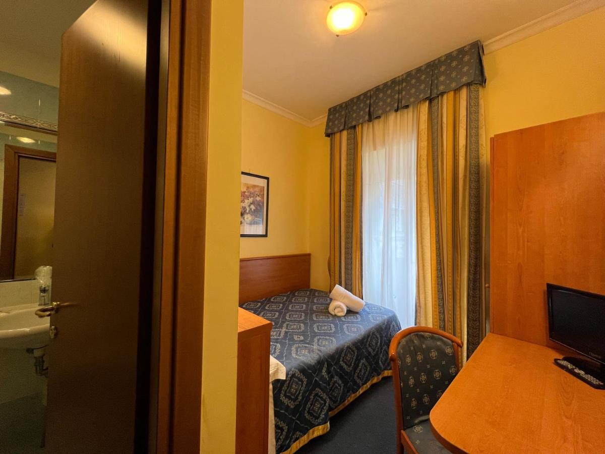 Baltik Guesthouse Roma Dış mekan fotoğraf