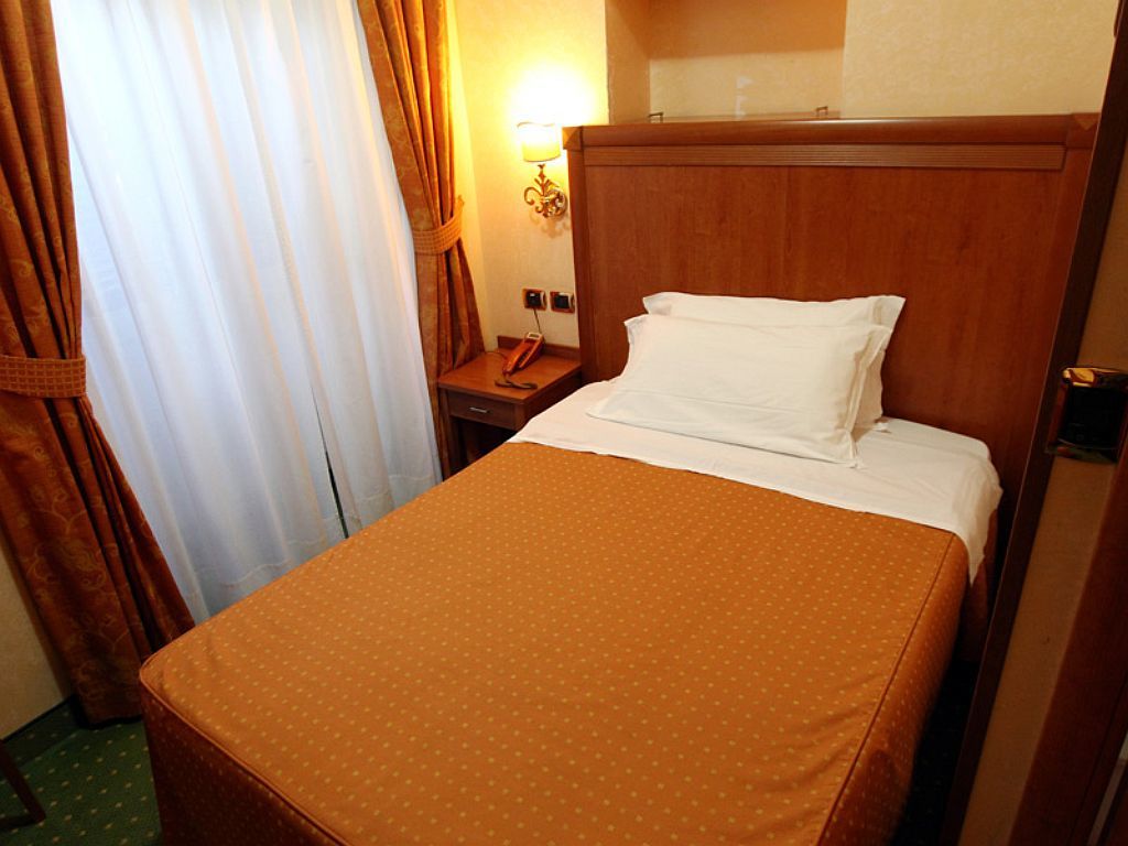 Baltik Guesthouse Roma Dış mekan fotoğraf