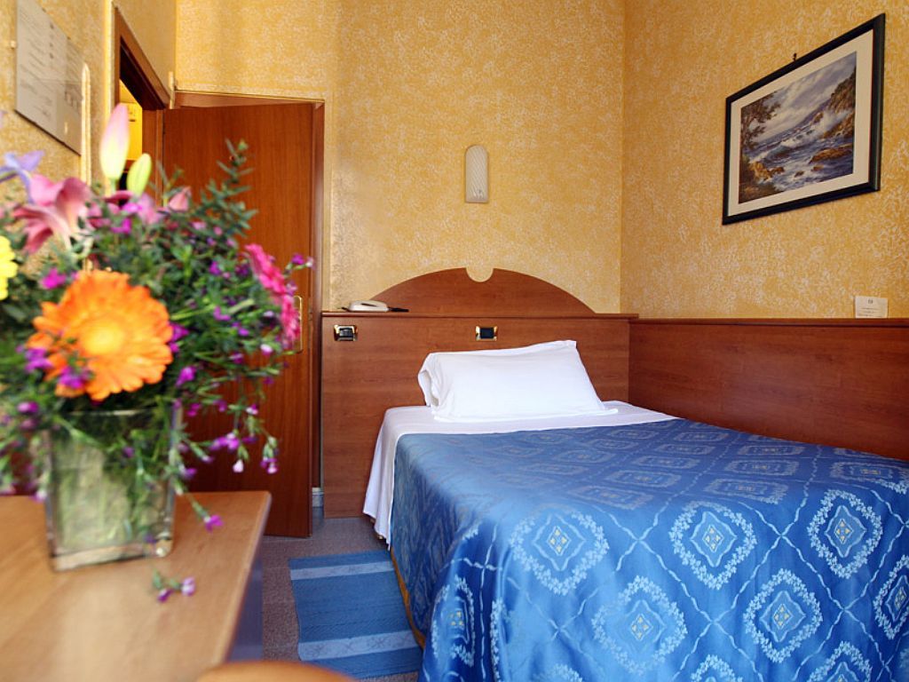 Baltik Guesthouse Roma Dış mekan fotoğraf
